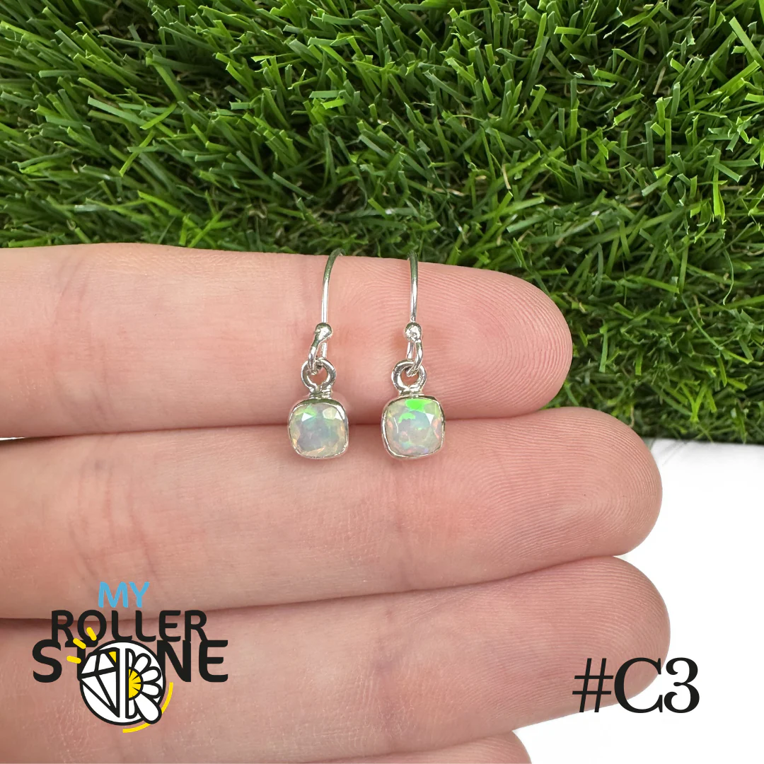 Boucles d'oreilles Opale Éthiopienne Carré 6X6 MM En Argent 925 #C3