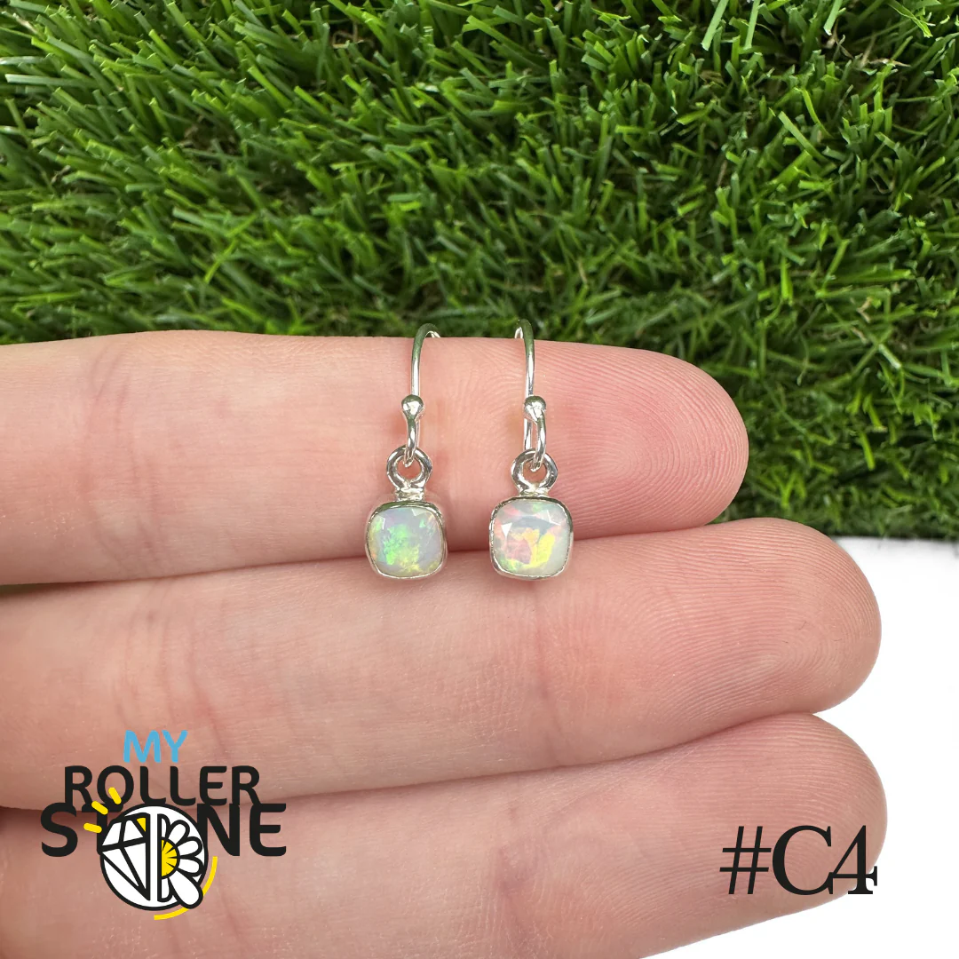 Boucles d'oreilles Opale Éthiopienne Carré 6X6 MM En Argent 925 #C4