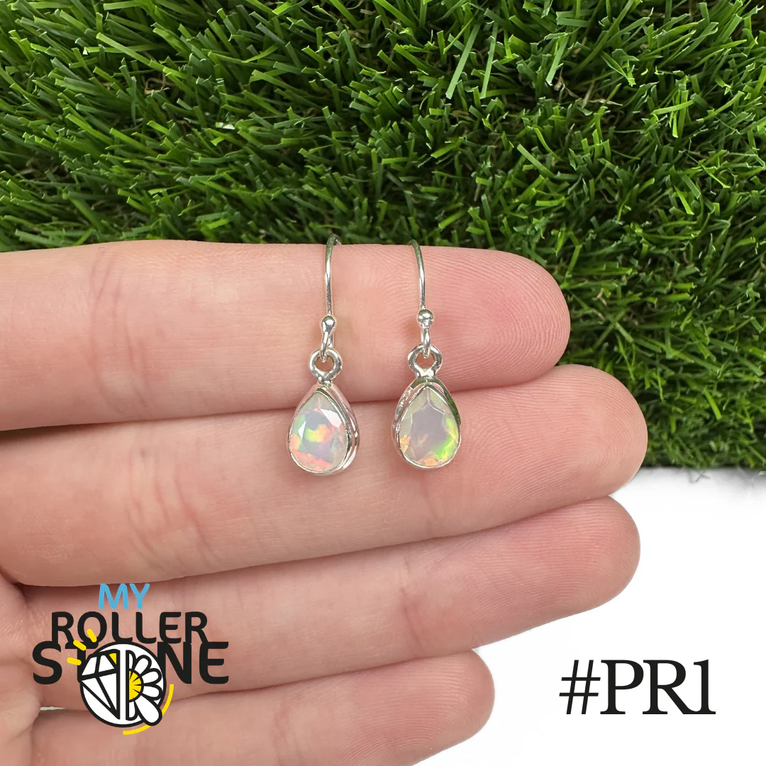 Boucles d'oreilles Opale Éthiopienne Poire Rebord 9X7 MM En Argent 925