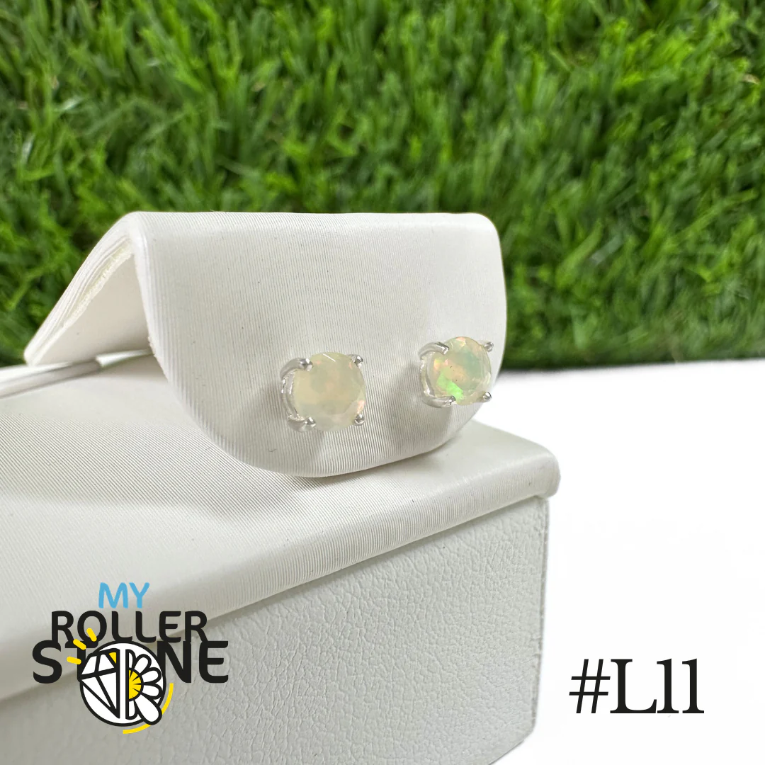 Boucles d'oreilles Opale Éthiopienne Rond 4X4 MM En Argent 925 #L11