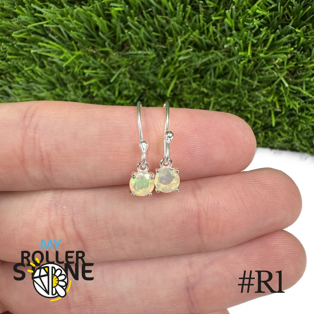 Boucles d'oreilles Opale Ăthiopienne Rond 5X5 MM En Argent 925 #R1