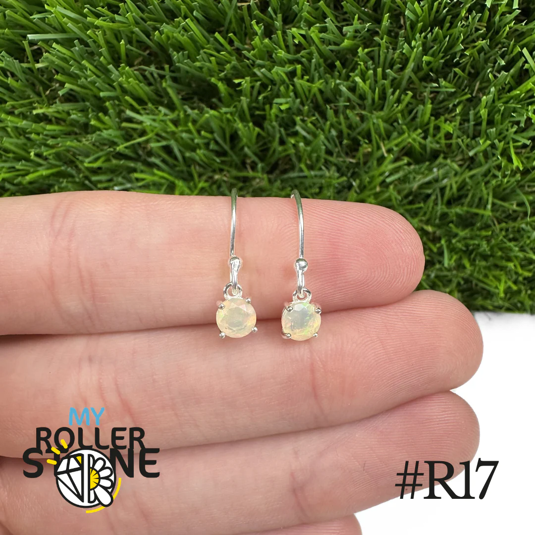 Boucles d'oreilles Opale Éthiopienne Rond 5X5 MM En Argent 925 #R17