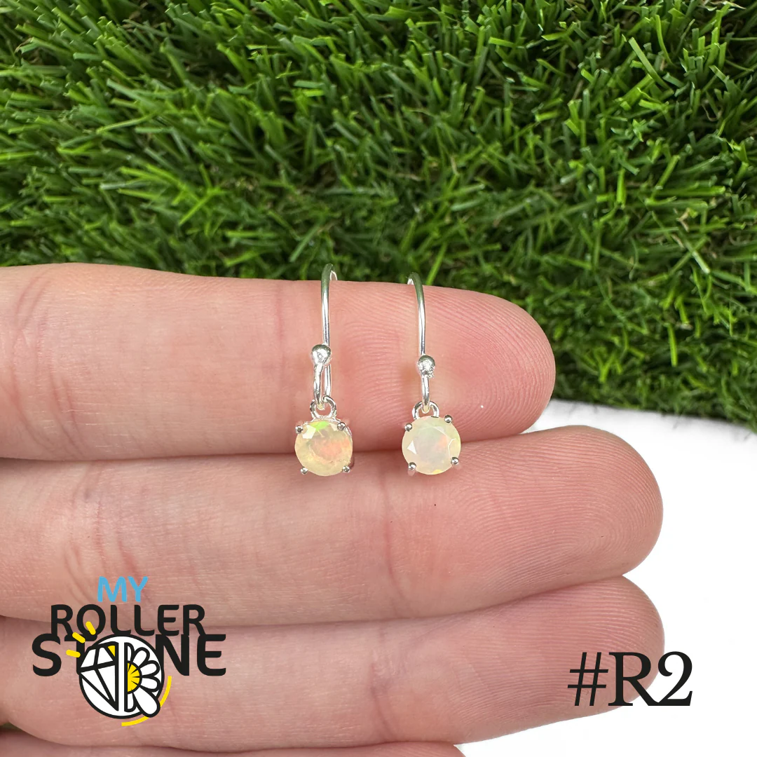 Boucles d'oreilles Opale Éthiopienne Rond 5X5 MM En Argent 925 #R2