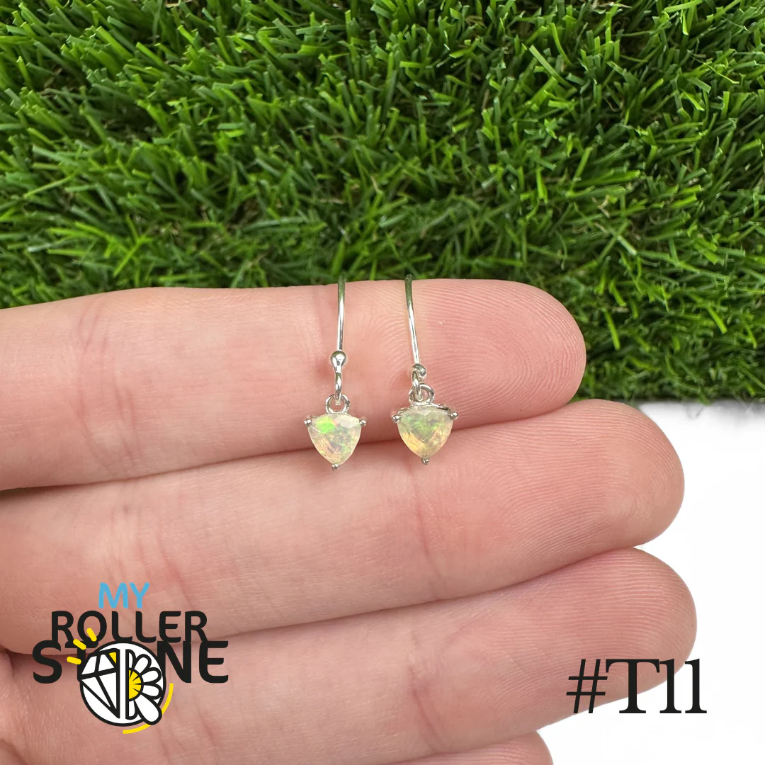 Boucles d'oreilles Opale Éthiopienne Trillon 5X5 MM En Argent 925 #T11