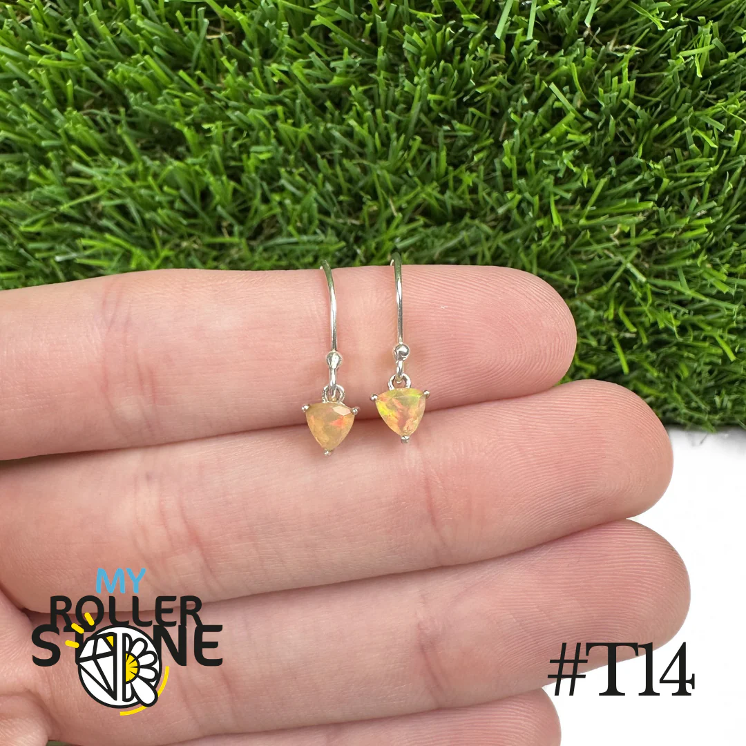 Boucles d'oreilles Opale Éthiopienne Trillon 5X5 MM En Argent 925 #T14