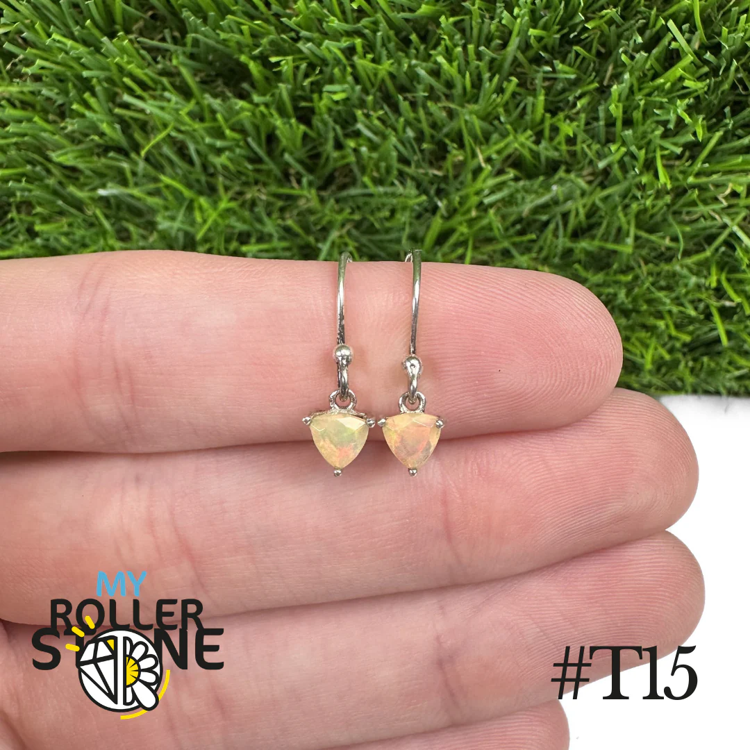 Boucles d'oreilles Opale Éthiopienne Trillon 5X5 MM En Argent 925 #T15