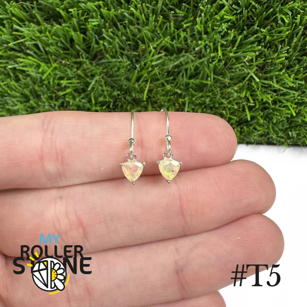 Boucles d'oreilles Opale Éthiopienne Trillon 5X5 MM En Argent 925 #T5