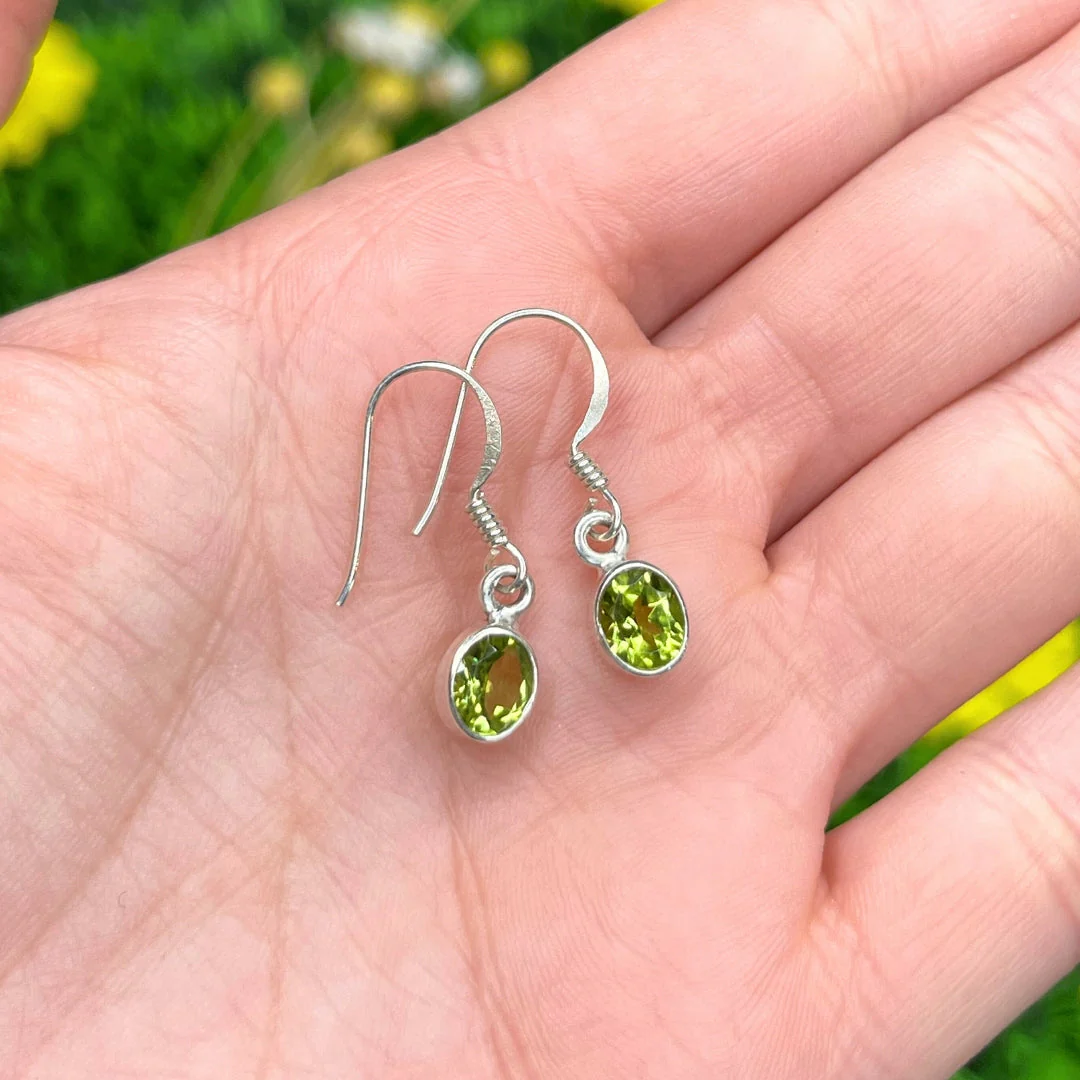 Boucles d'oreilles Ovales Péridot - Image 2