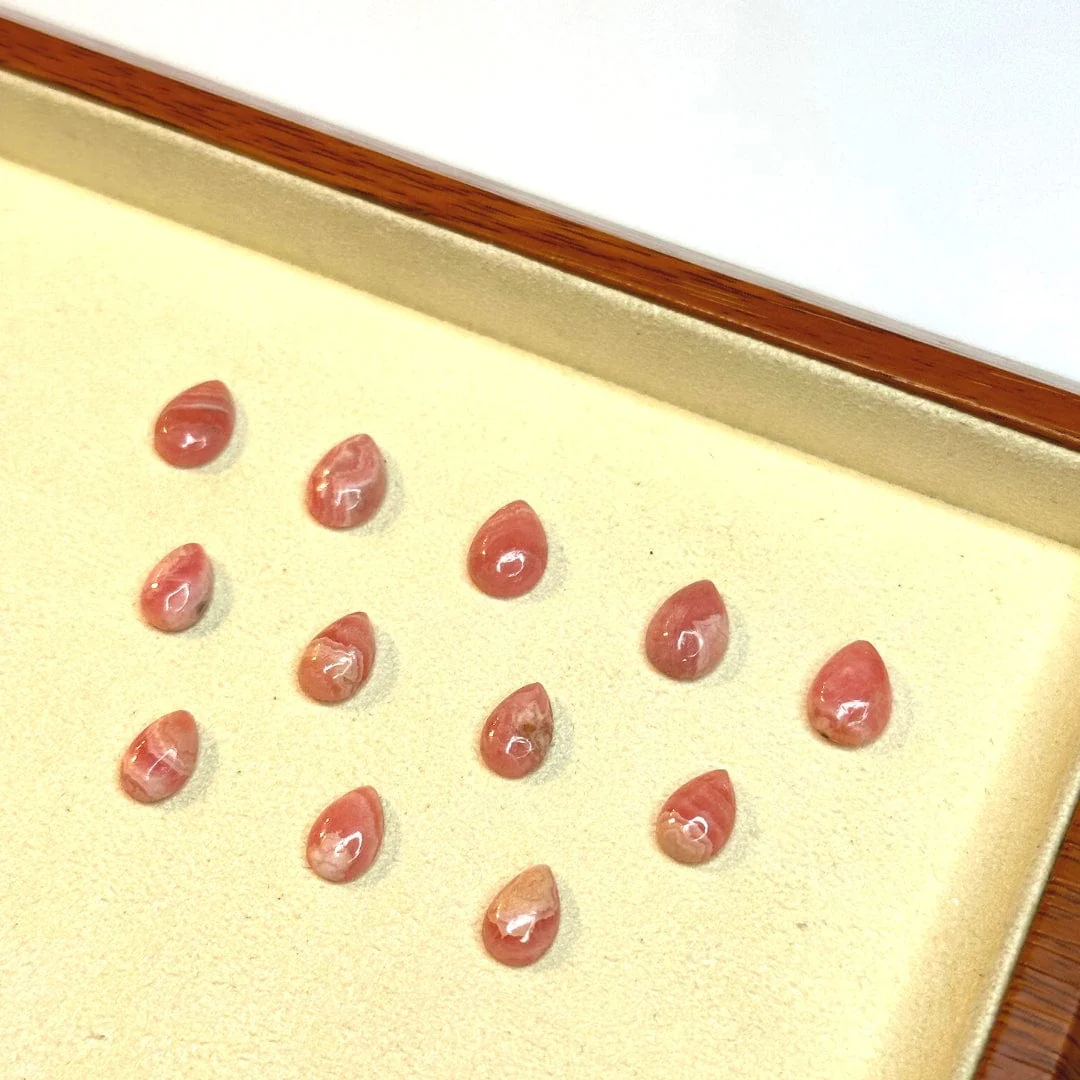 Cabochon Goutte Rhodochrosite (Grade A)