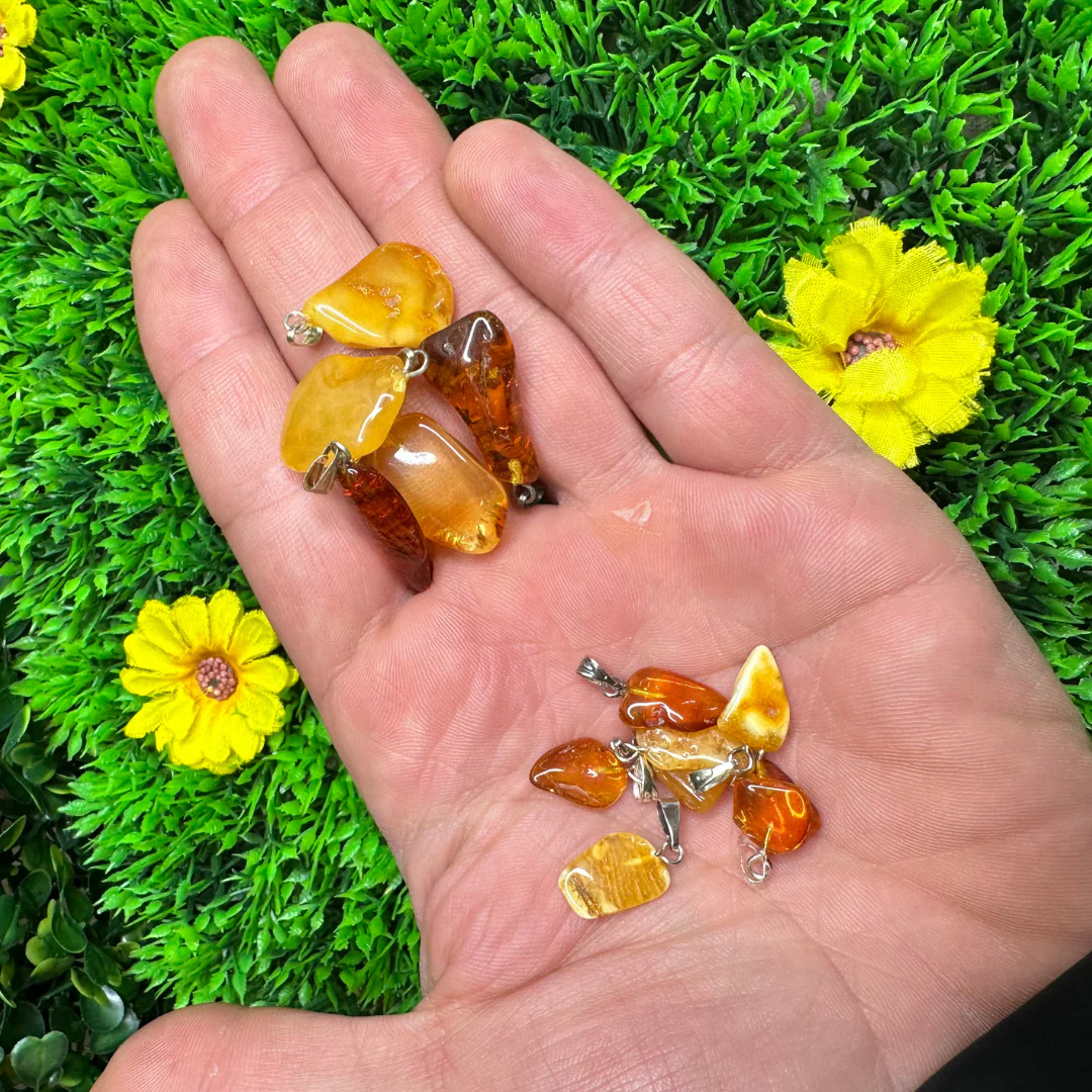 Pendentif Ambre Polie - Image 2
