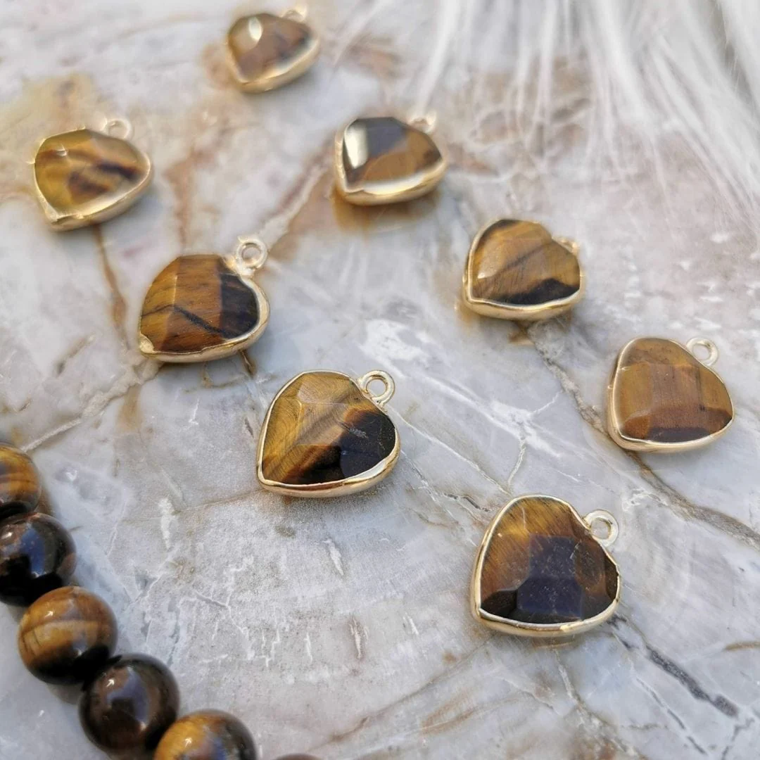 Pendentif coeur Oeil de tigre Serti - Image 3