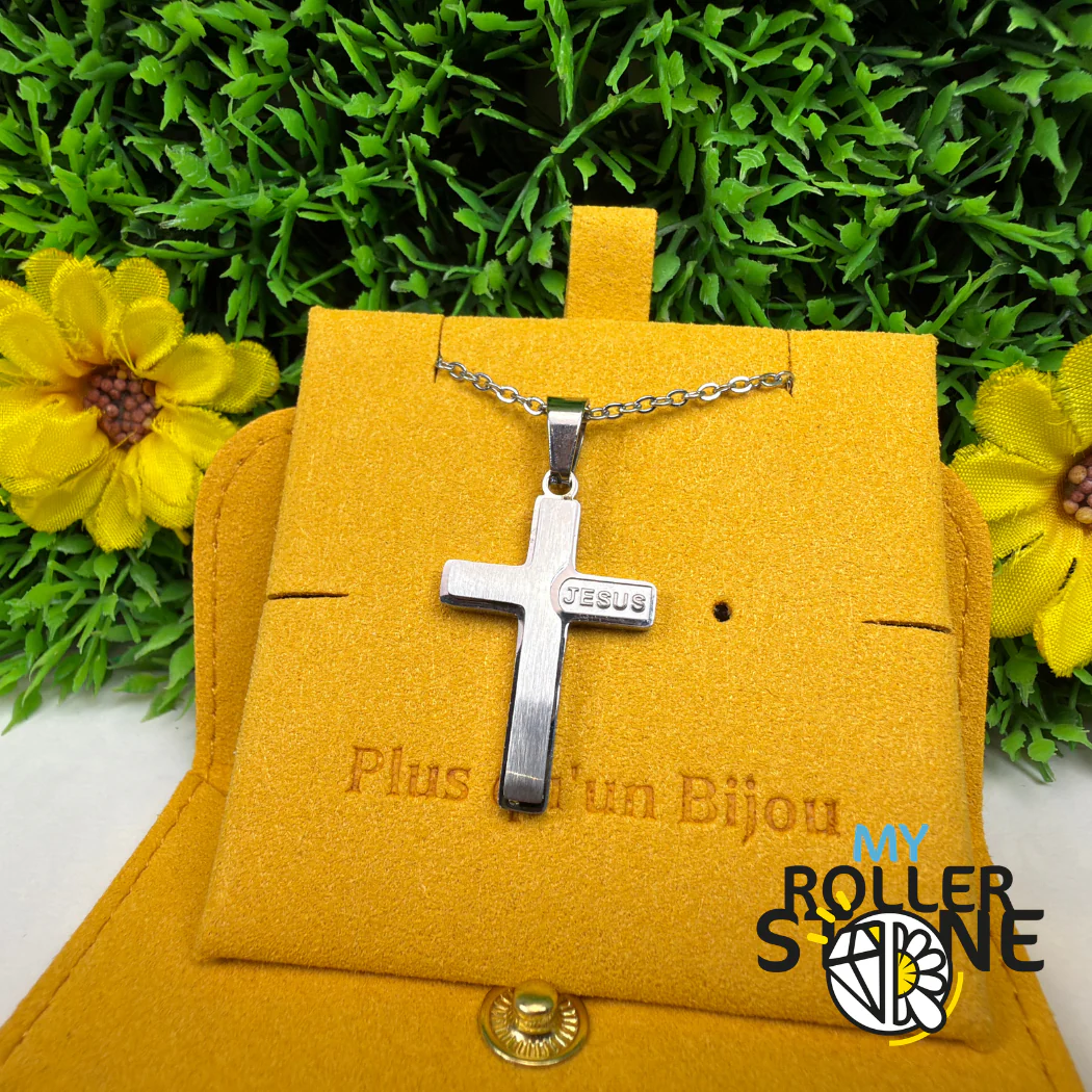 Pendentif Croix Sylisé Inscription JESUS - Image 2