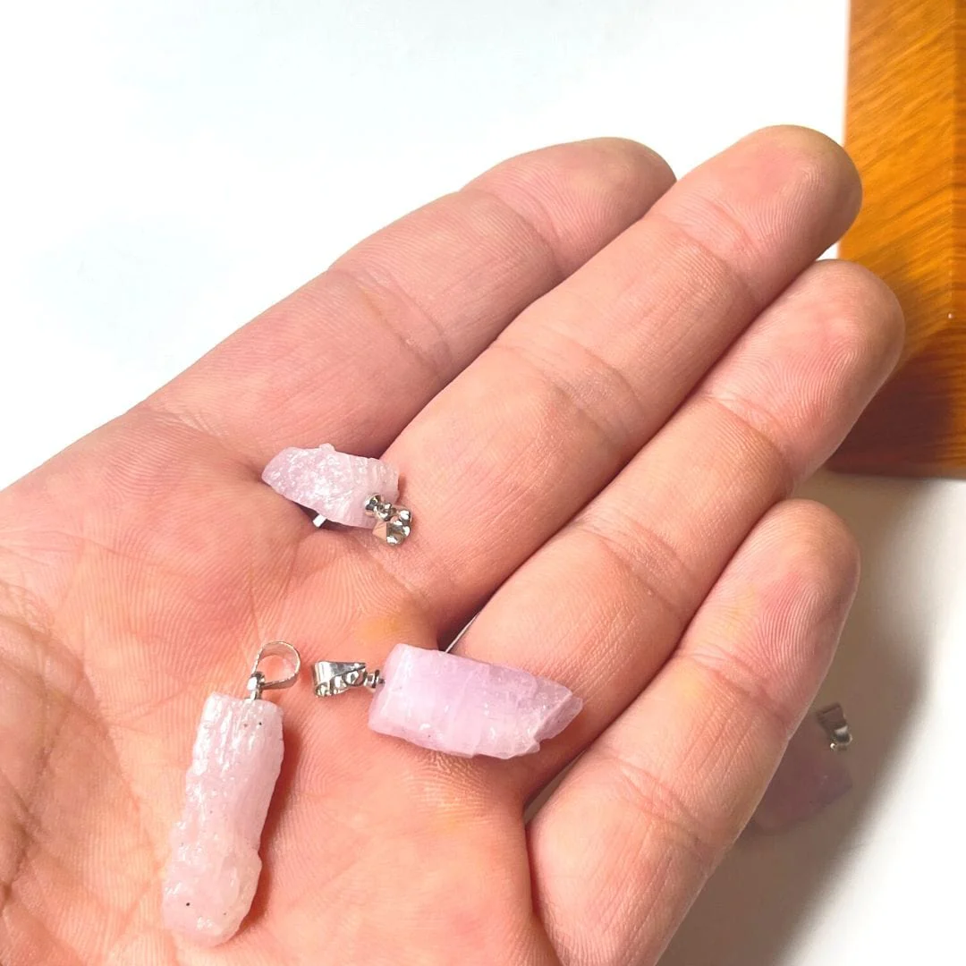 Pendentif Kunzite brute