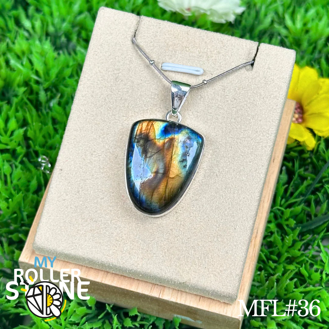 Pendentif Labradorite Multi Fire #MFL36