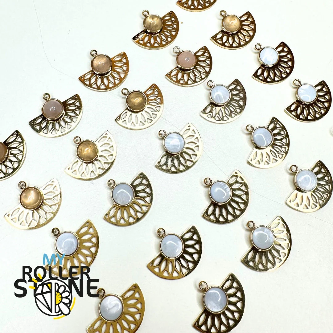 Pendentif Pierre Demi Rond en Acier Inoxydable