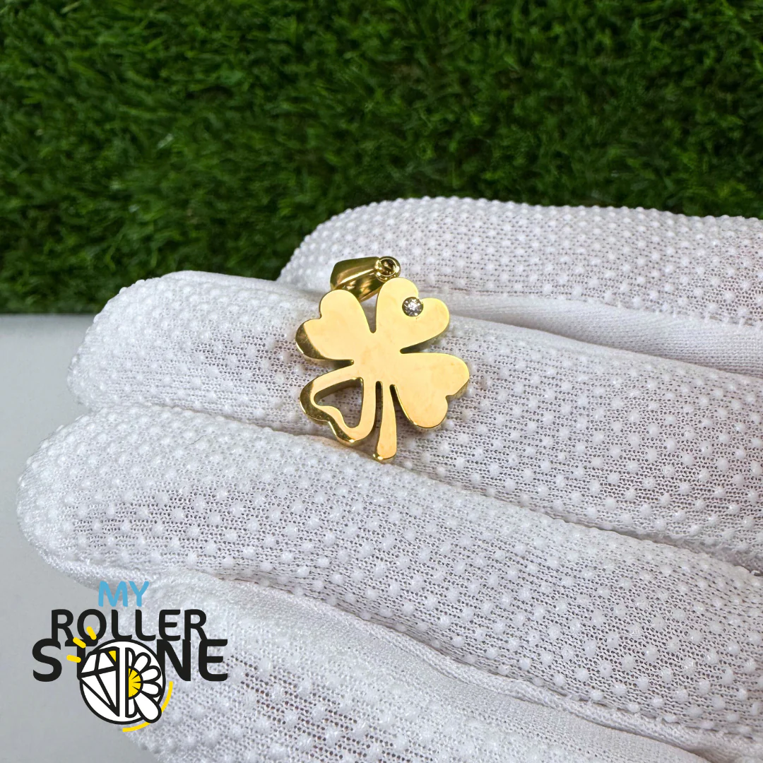 Pendentif Trèfle avec strass acier inoxydable doré