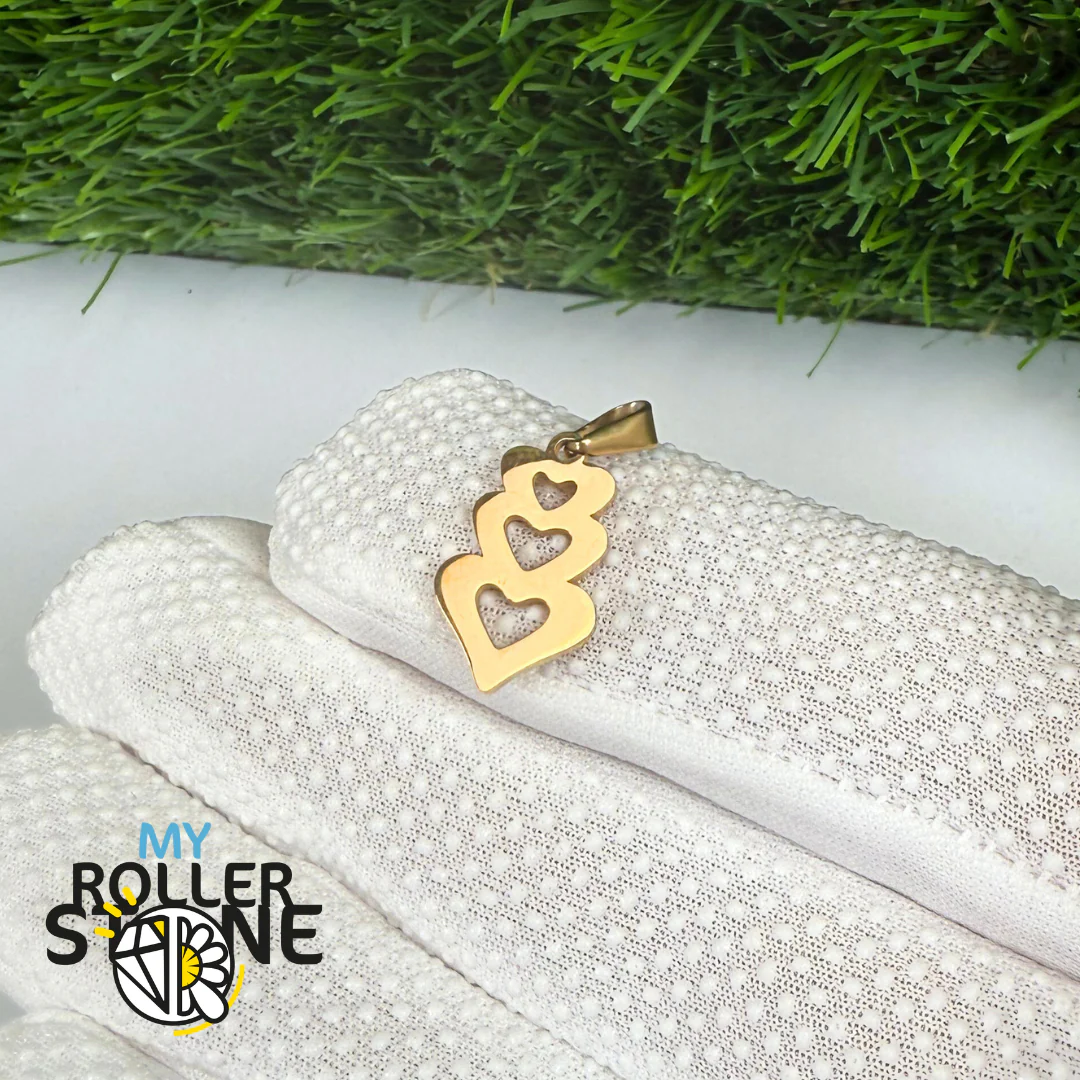 Pendentif Triple Coeur acier inoxydable Doré