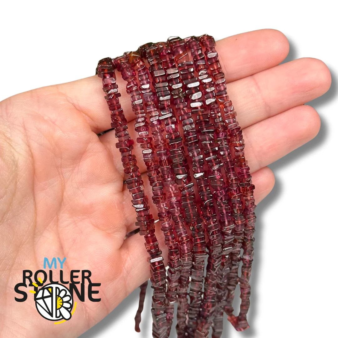 Perle Heishi carré Grenat 5A
