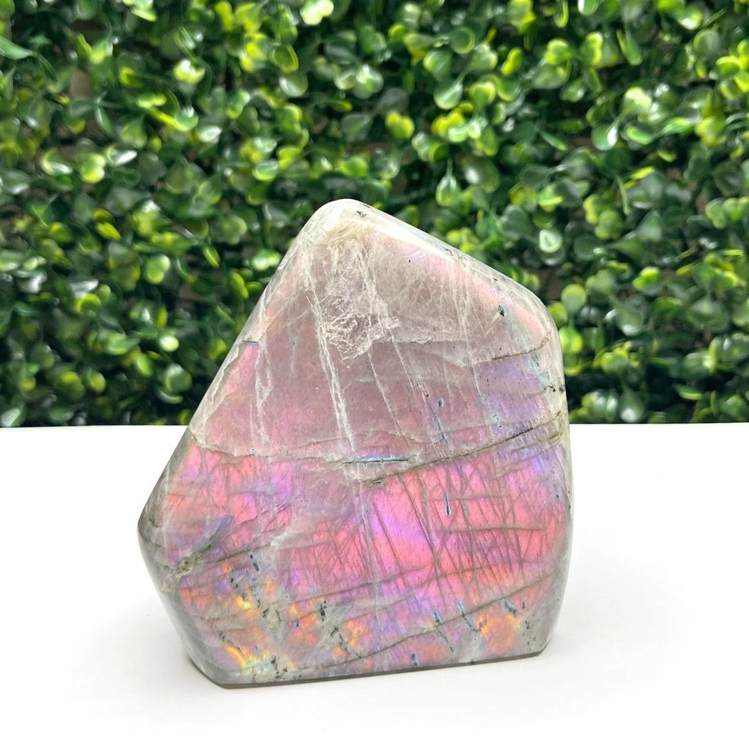 Pierre Labradorite Violette Forme Libre - Image 3