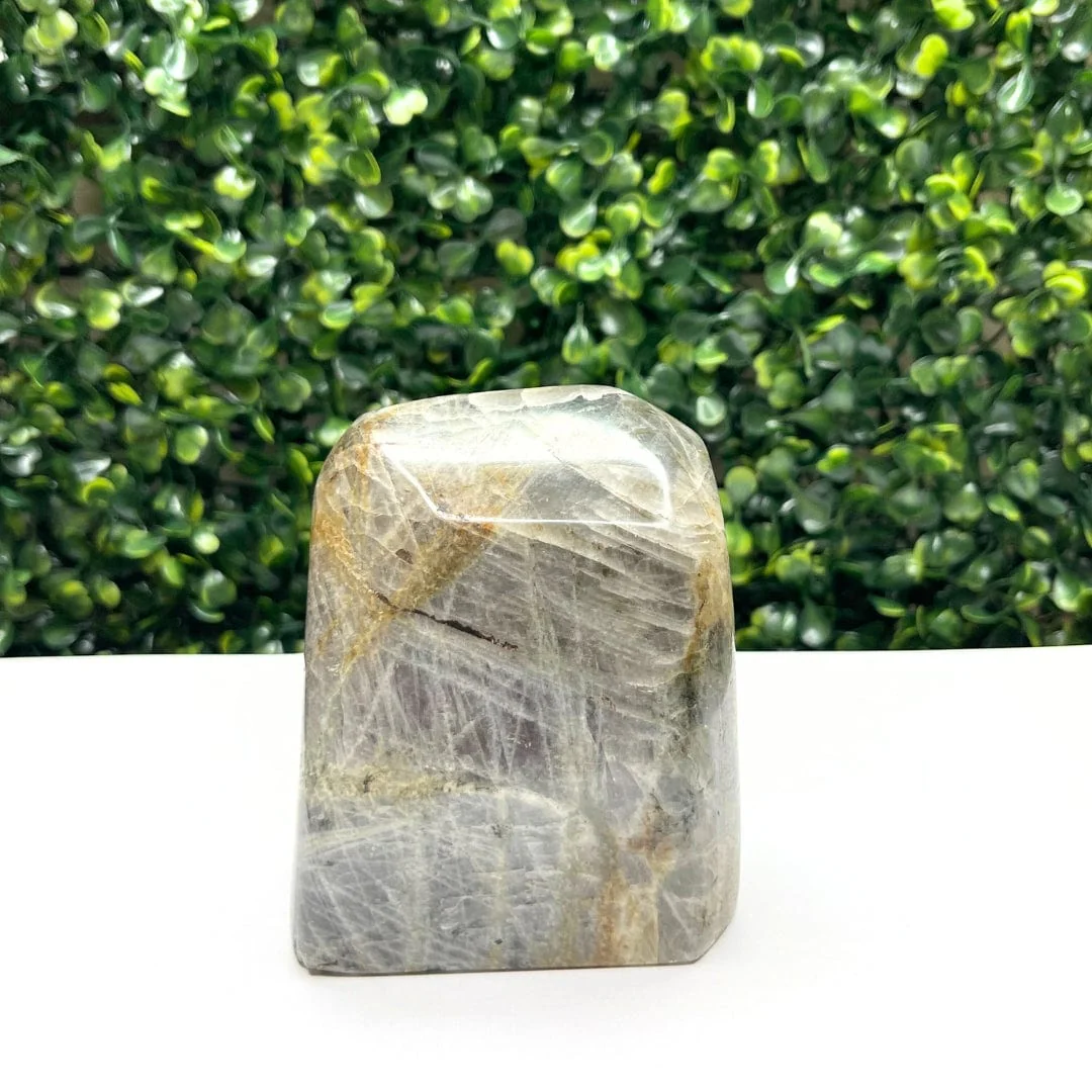 Pierre Labradorite Violette Forme Libre - Image 5