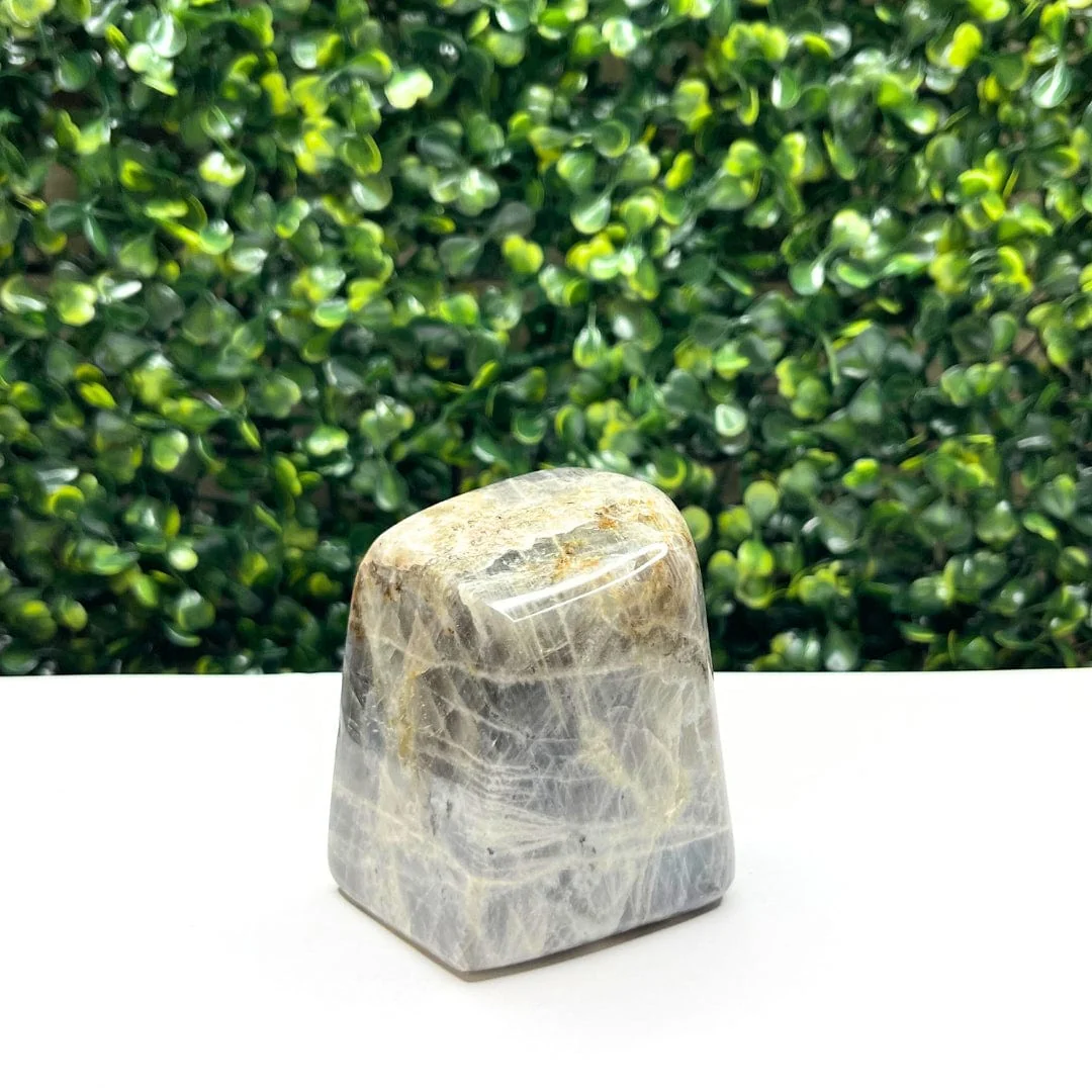 Pierre Labradorite Violette Forme Libre - Image 6