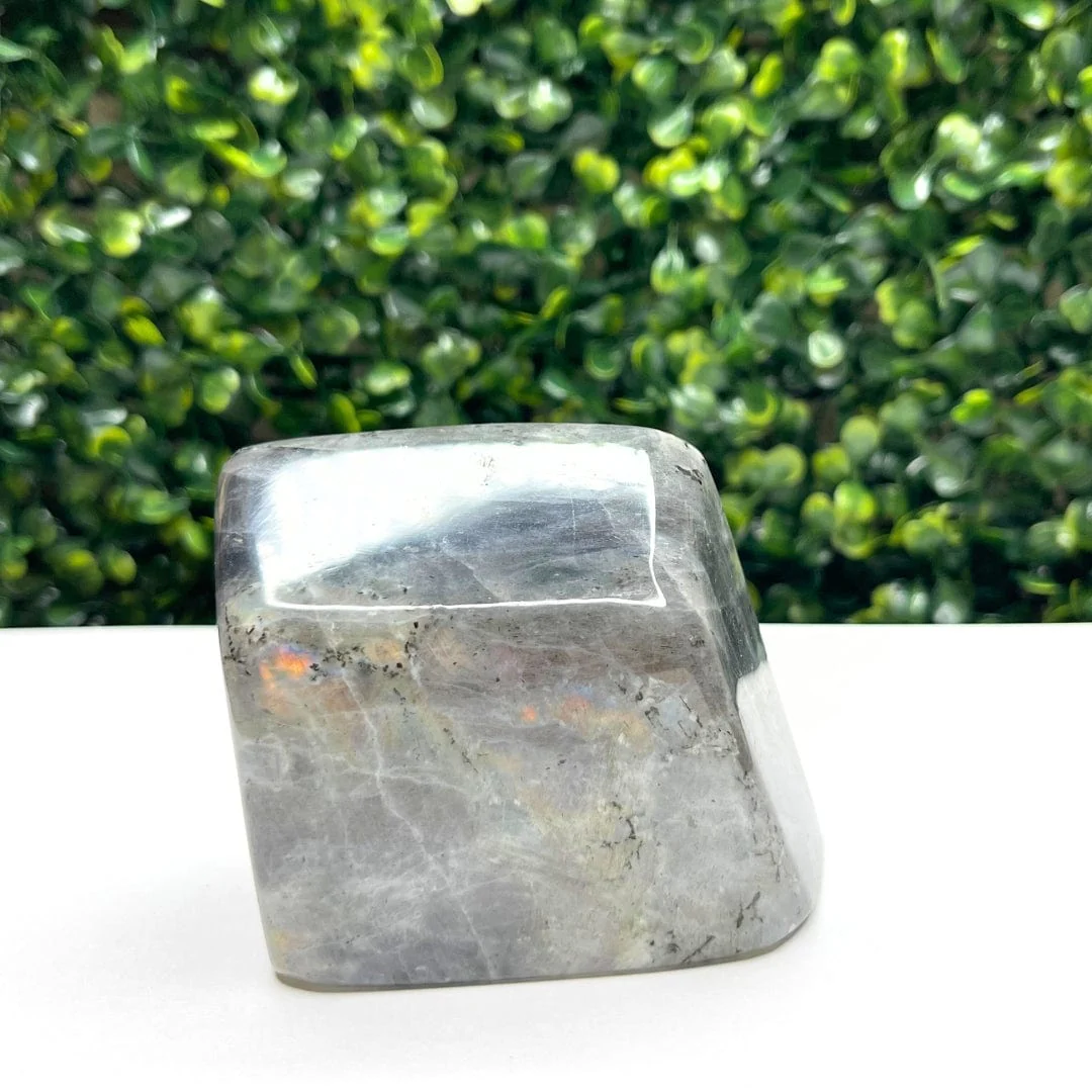 Pierre Labradorite Violette Forme Libre - Image 7