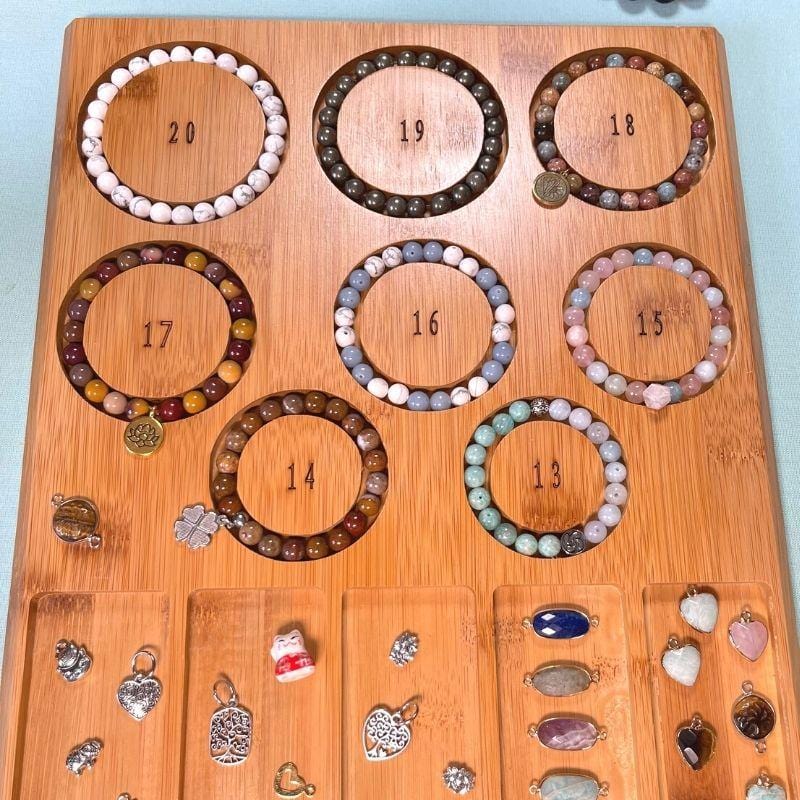 Planche en bois pour la création de bracelets - Image 2
