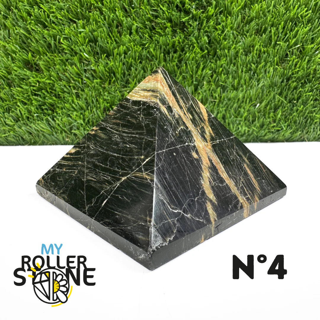Pyramide en Tourmaline noire du Brésil - Image 6